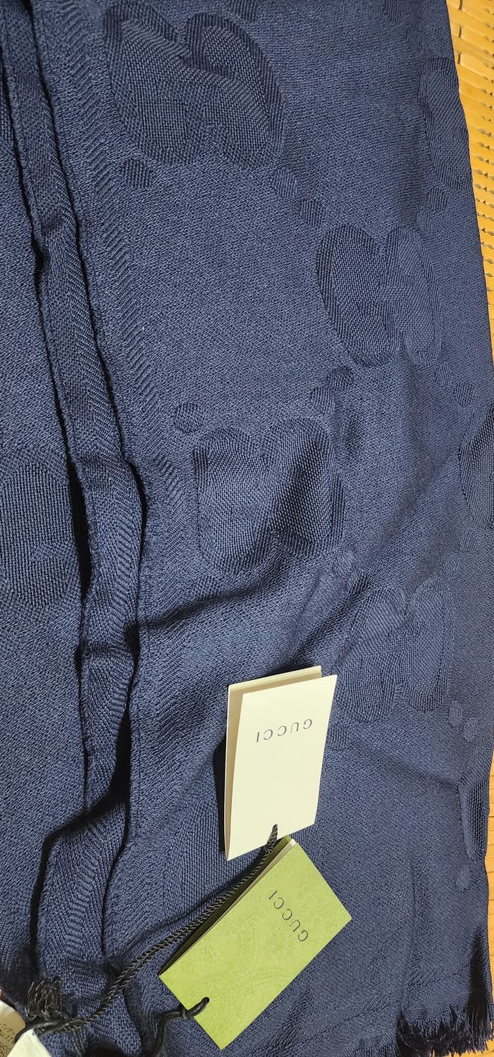 구찌 스카프 울실크 팝니다 상품이미지7