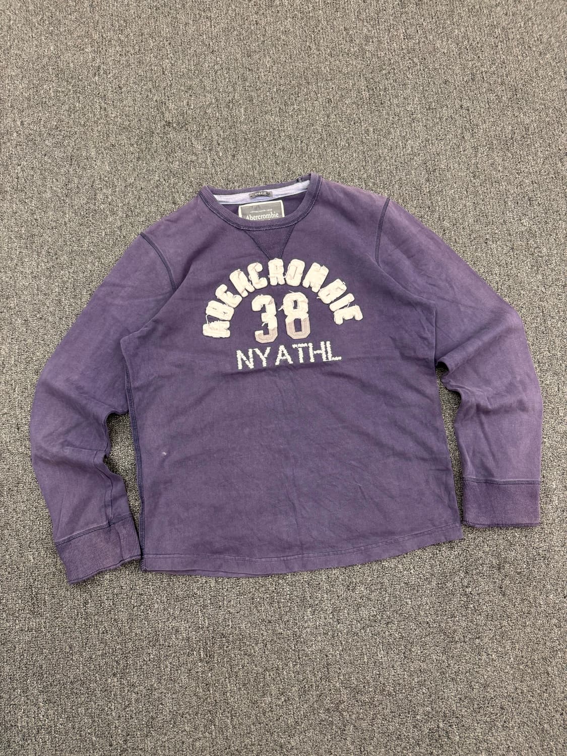 M)아베크롬비 빈티지 패치 포인트 네이비 롱슬리브 상품이미지1