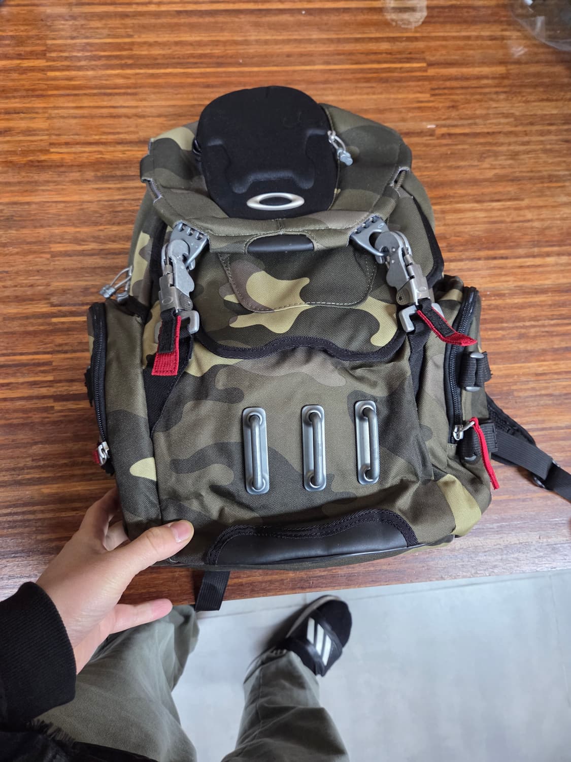 오클리 베스룸 키친 카모 백팩  상품이미지1