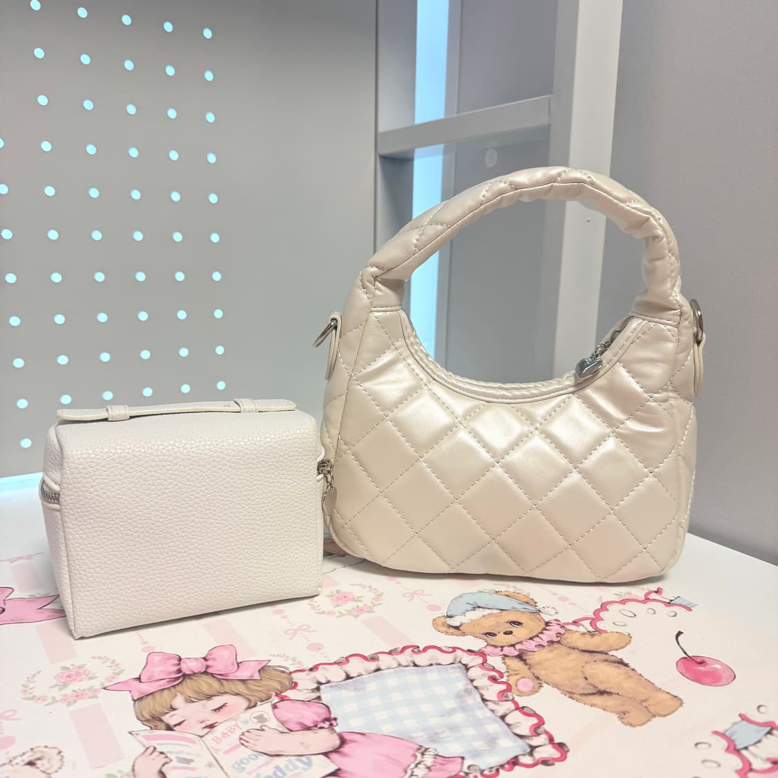 [새상품] 플라워노즈 파우치, 핸드백 상품이미지2