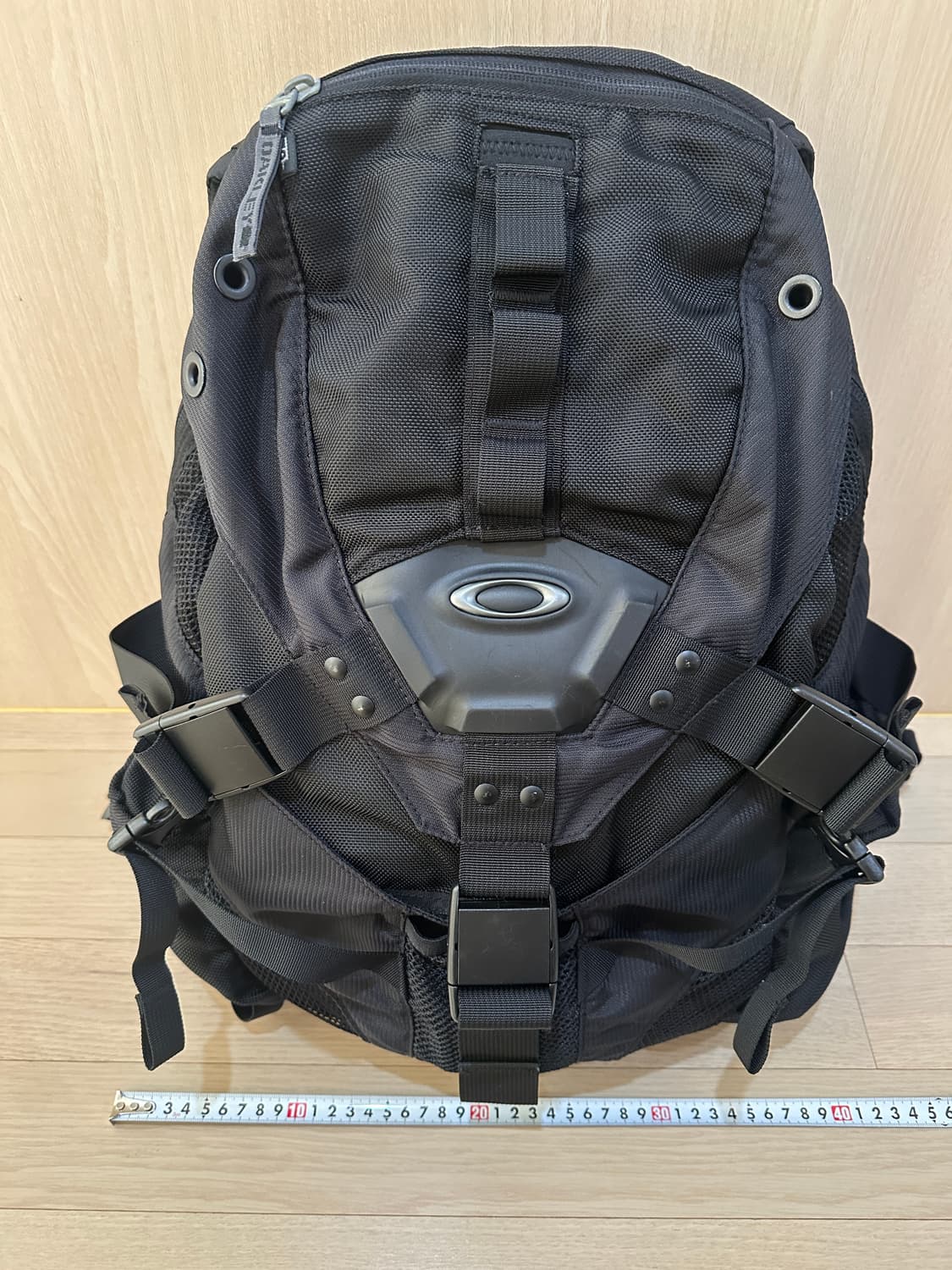 오클리 아이콘 3.0 테크니컬 백팩 블랙 상품이미지2