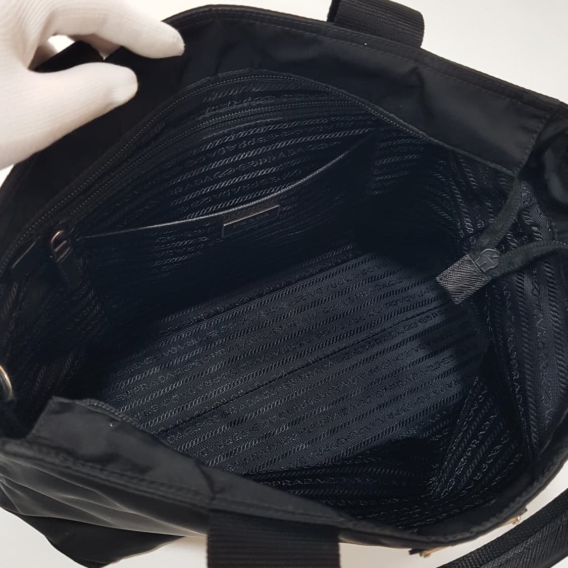 프라다 삼각로고 나일론 토트백 숄더백 1BG867 상품이미지9