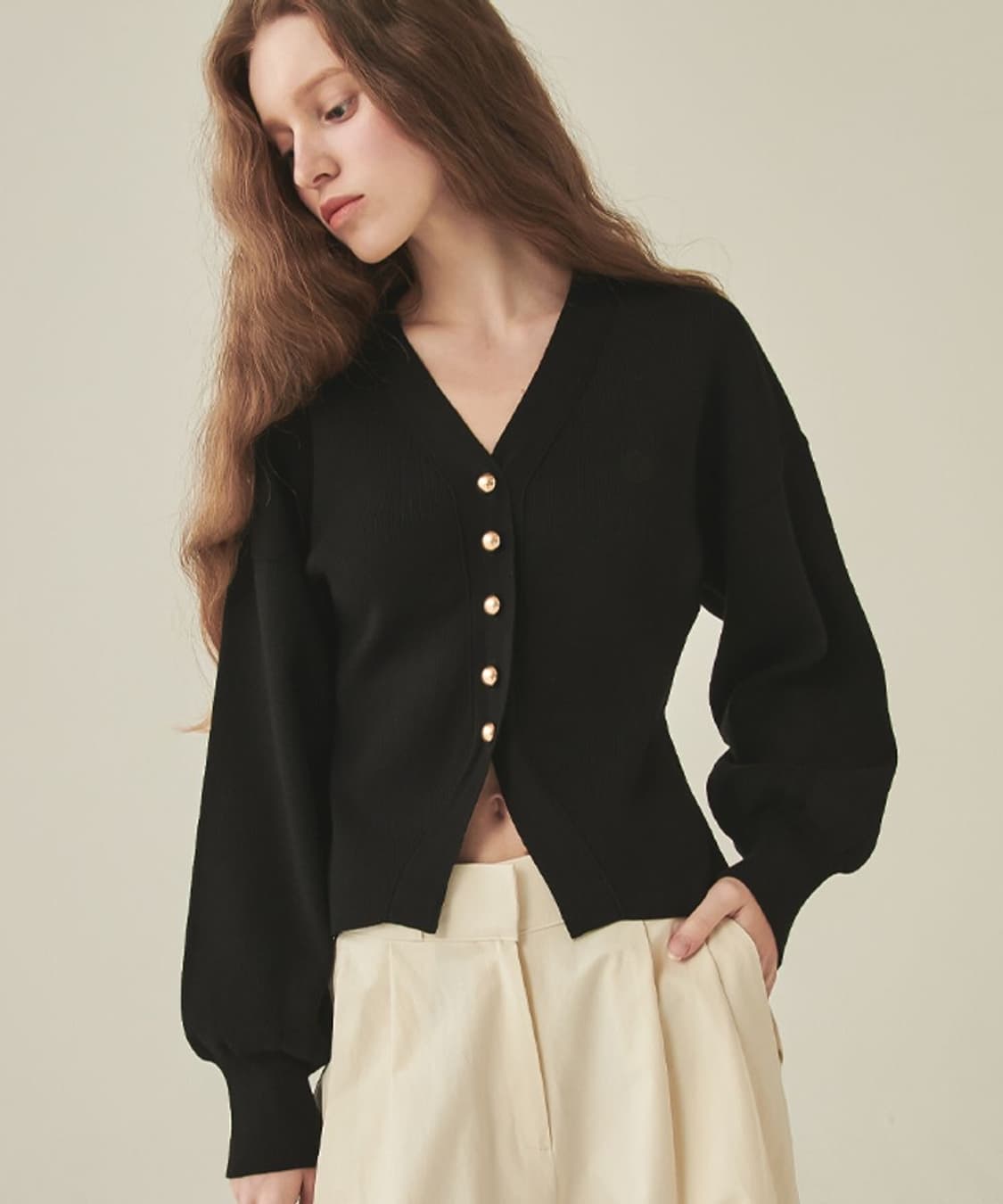 ronron 론론 라운드 라인 금장 버튼 블랙 가디건 니트 F 상품이미지2