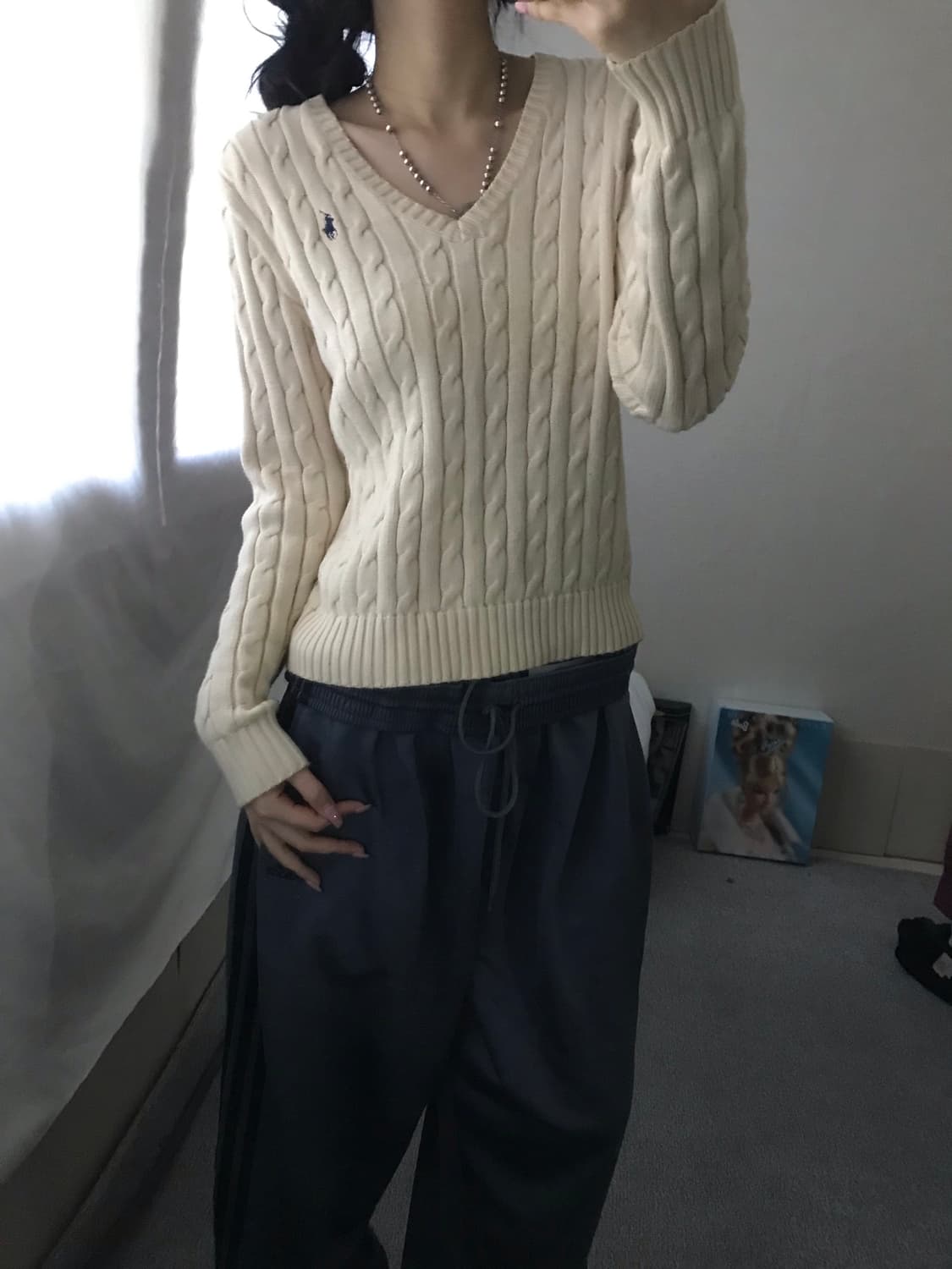 폴로 아이보리 브이넥 케이블 니트 상품이미지7