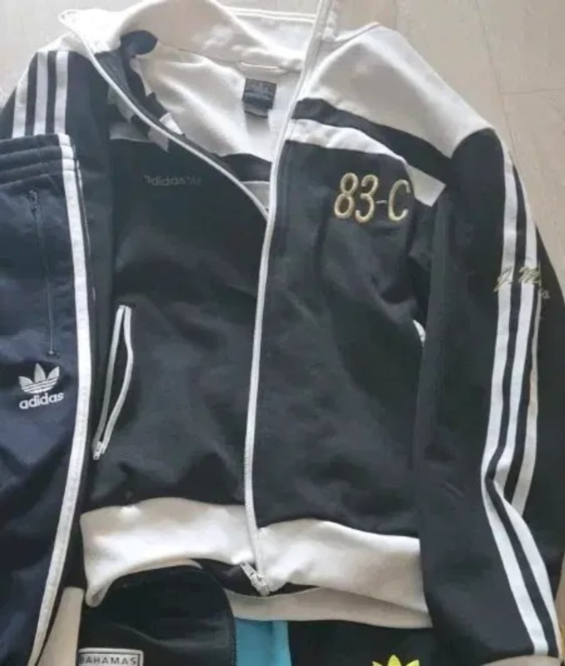 아디다스 00s 올드스쿨 베켄바우어 블랙 화이트 트랙탑 져지 100 L 상품이미지2