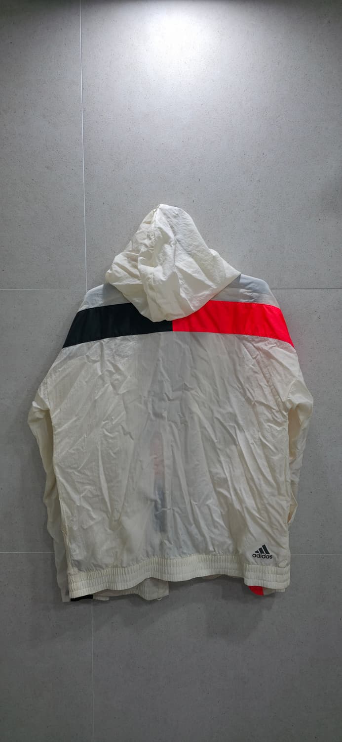 아디다스 팩커블 바람막이 L 상품이미지4