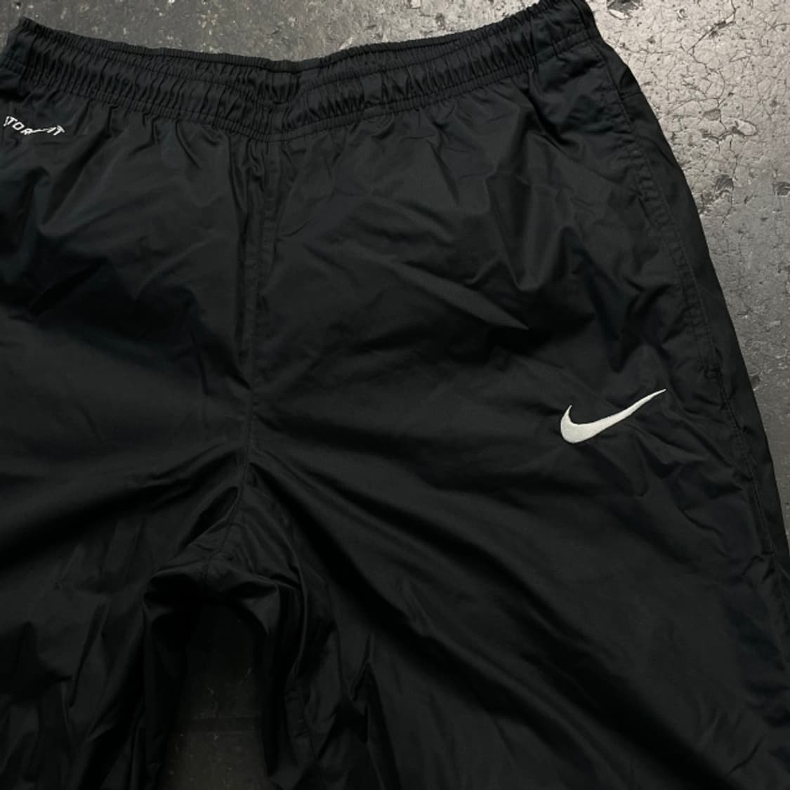 100 나이키 스톰핏 나일론 팬츠  상품이미지2