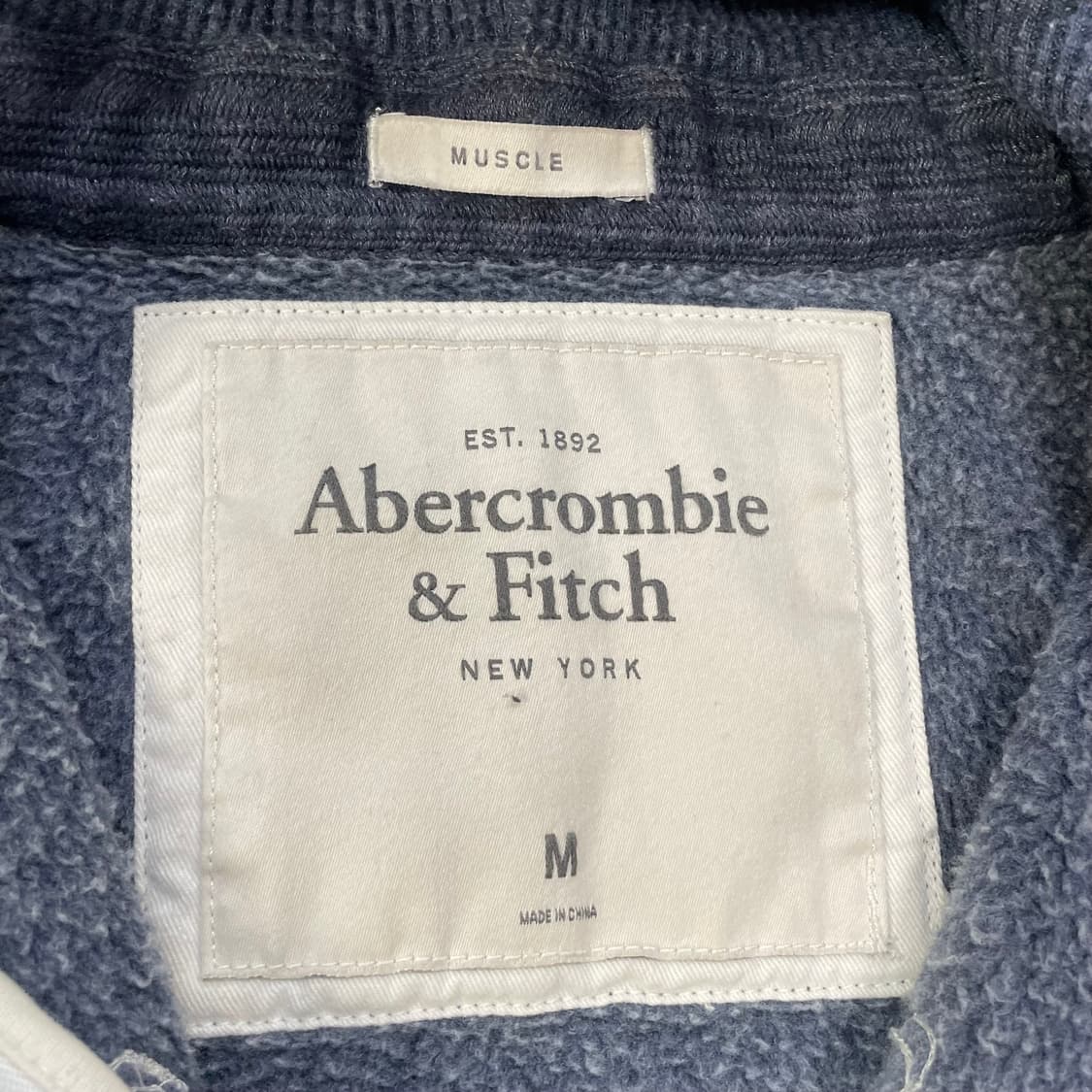 아베크롬비 아치 로고 후드집업 네이비 상품이미지3