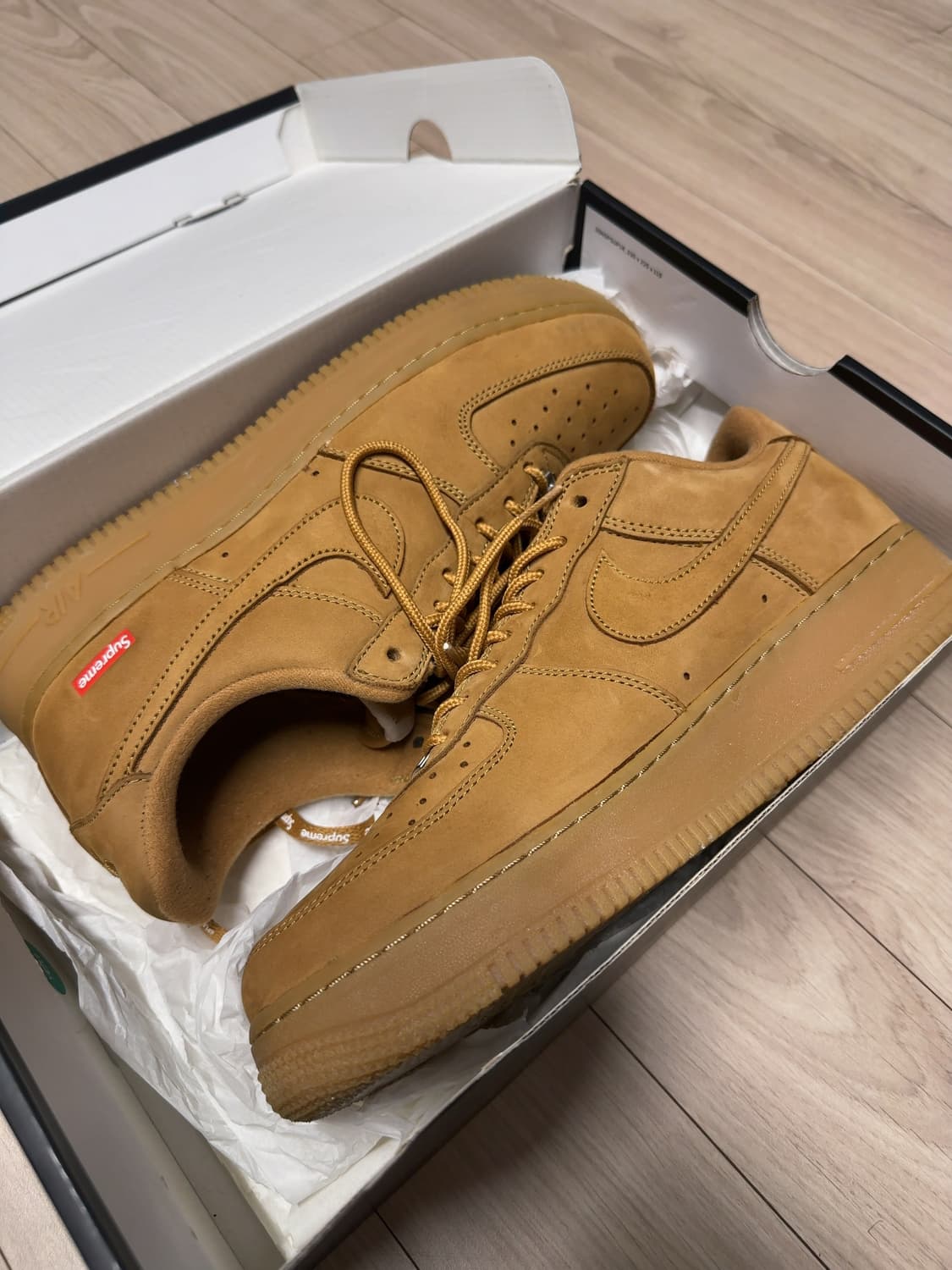 나이키 슈프림 에어포스 된장 275 상품이미지5