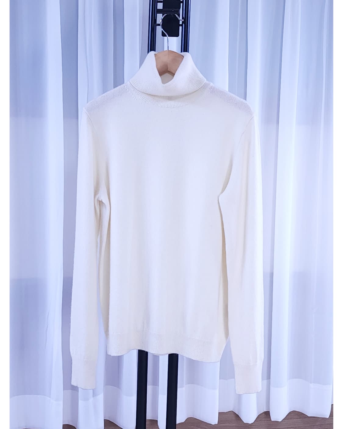 캐시미어100% 아이보리 니트 상품이미지1