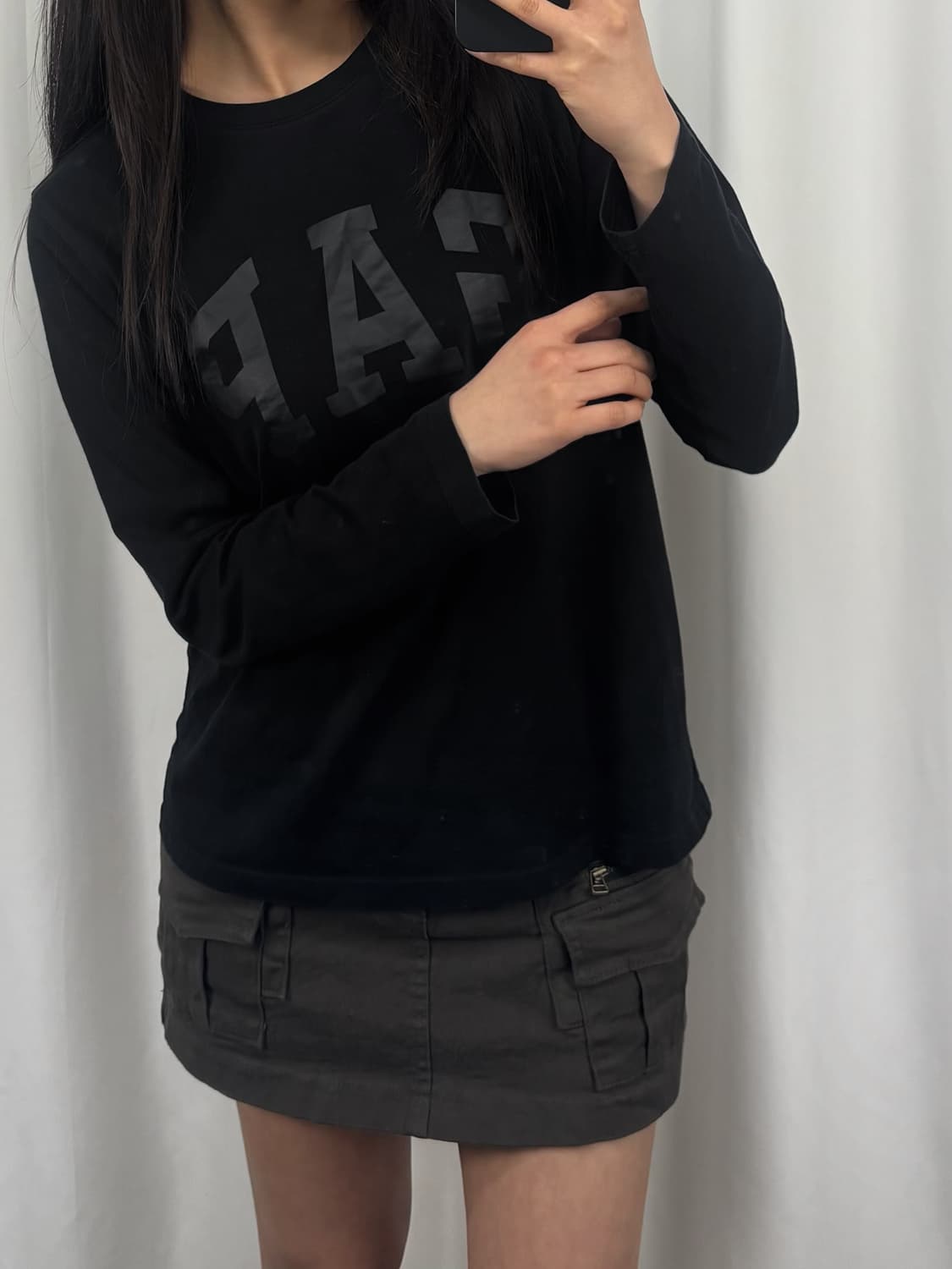 갭 빅로고 블랙 롱슬리브 상품이미지2