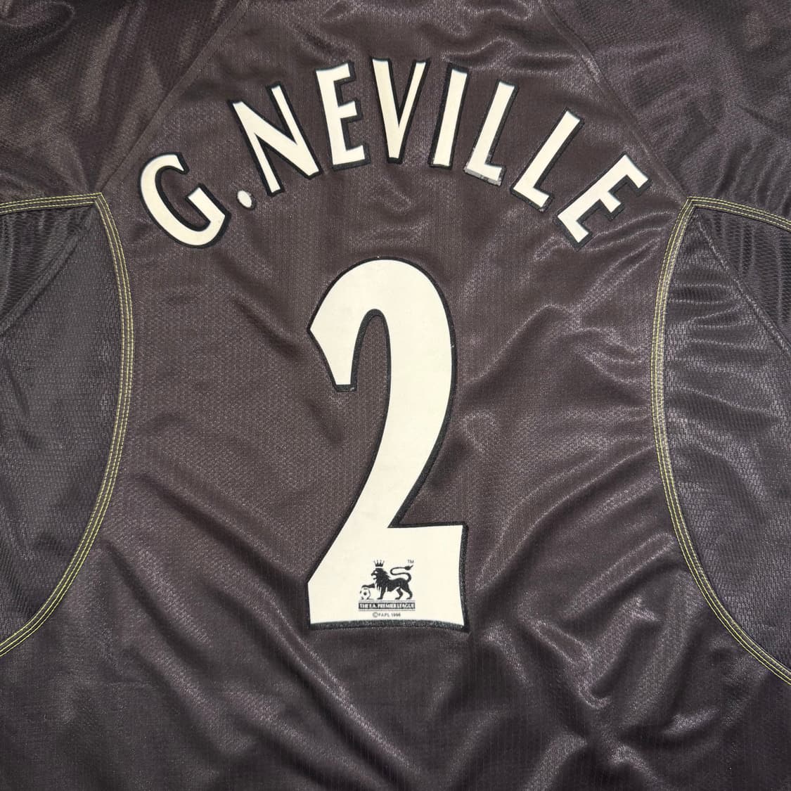 98-99 맨유 써드 게리 네빌 유니폼 상품이미지2