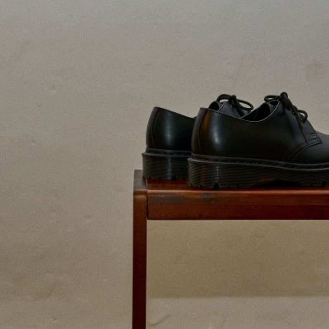 닥터마틴 1461 모노 280사이즈 판매합니다 상품이미지2