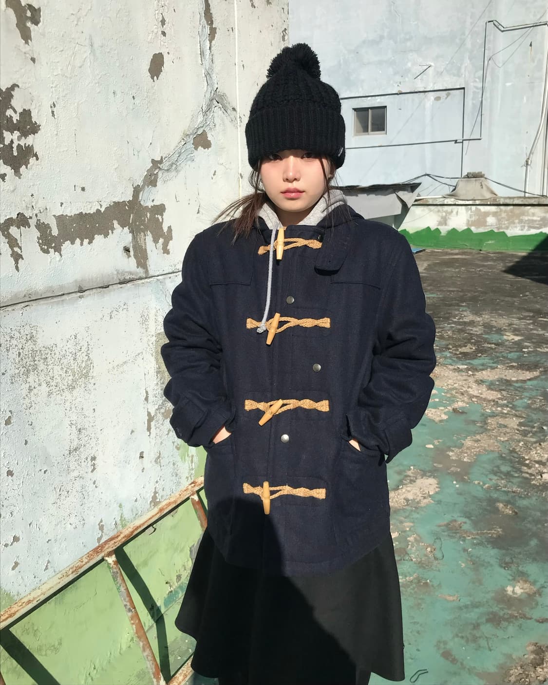 블랙 폼폼 비니 상품이미지1