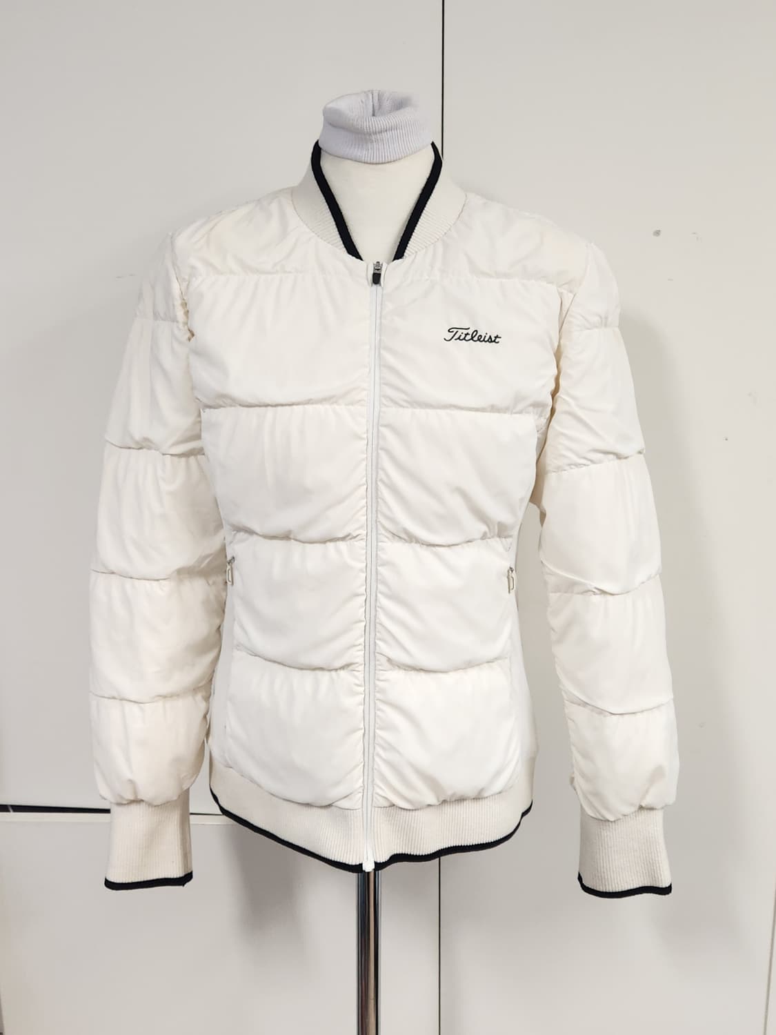 타이틀리스트 골프 캐시미어 구스패딩 S 상품이미지1