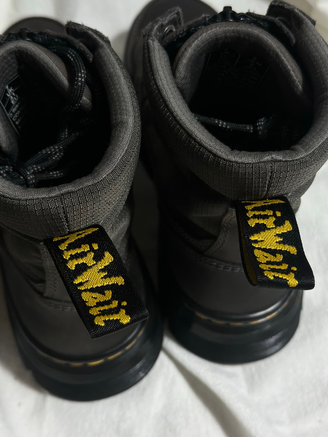 닥터마틴 컴뱃 집업 부츠 us260 8 상품이미지7