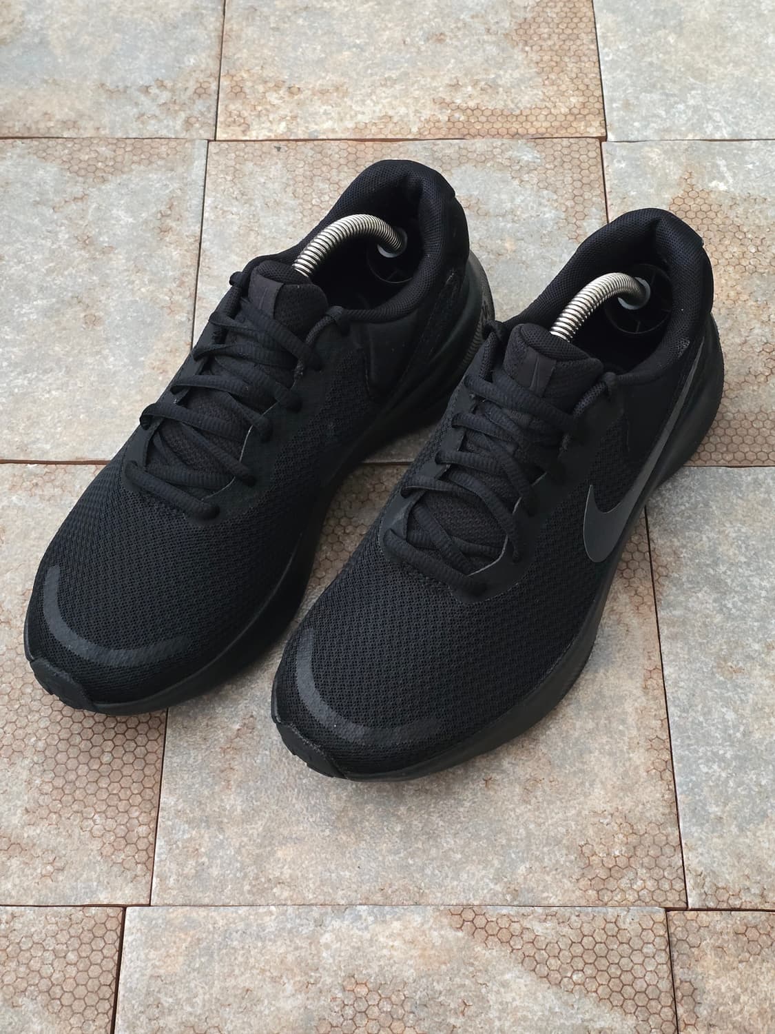 (250)나이키 레볼루션 7 블랙 상품이미지1