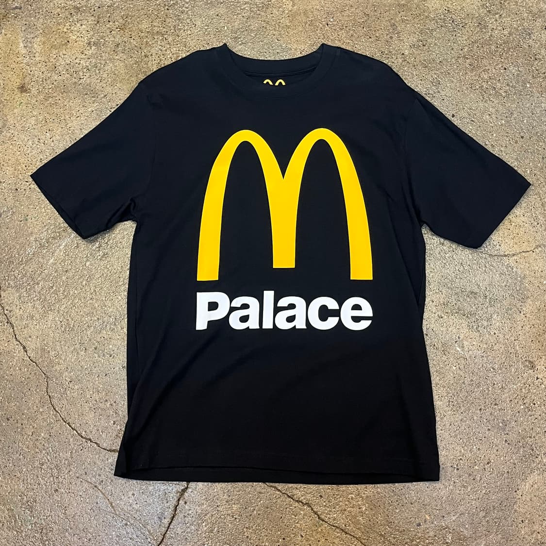 새상품 팔라스 맥도날드 콜라보 반팔 티셔츠 블랙 상품이미지2