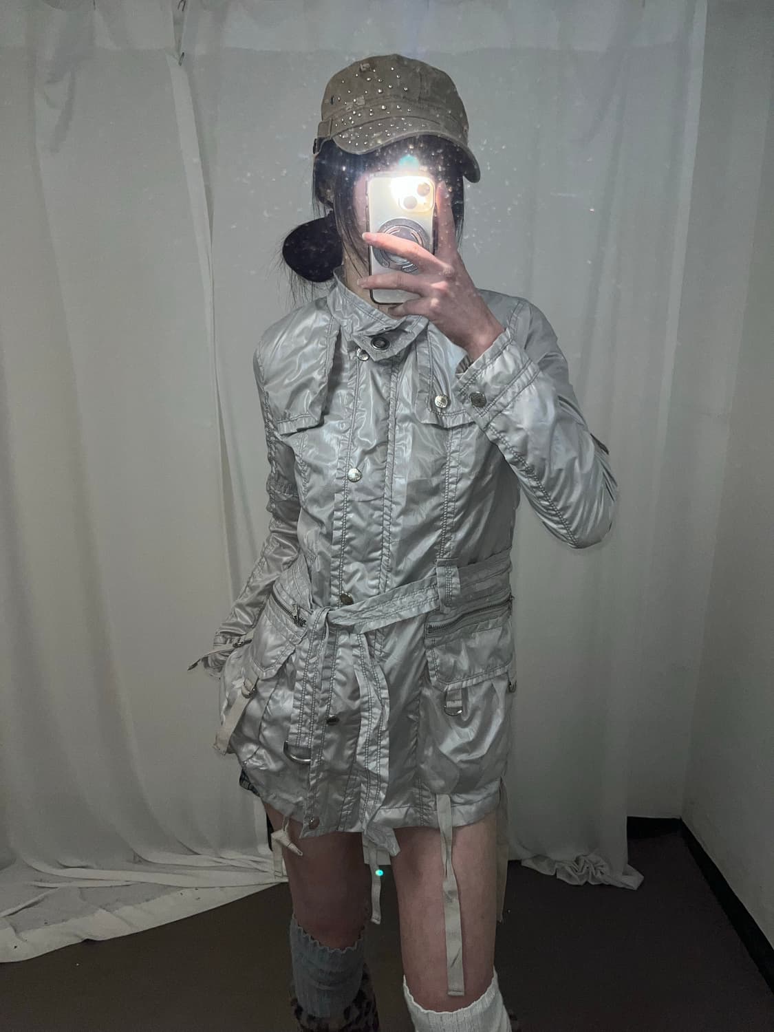 UGIZ Y2K 실버 나일론 자켓 상품이미지6