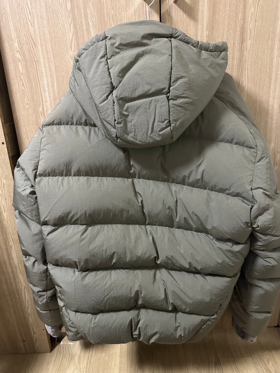 산산기어 테이프드 푸퍼 자켓 베이지 3사이즈 상품이미지4