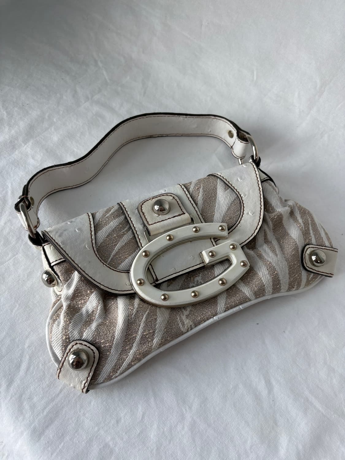 Guess 2000’s zebra mini bag 상품이미지5