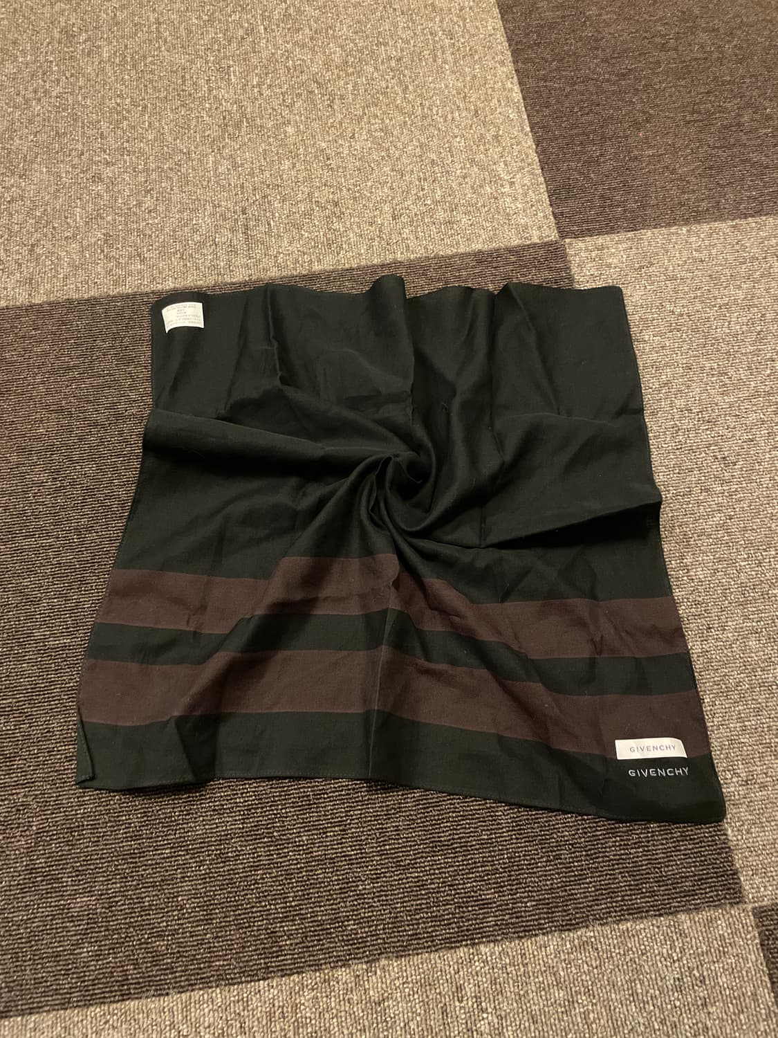 Givenchy handcuff 상품이미지1