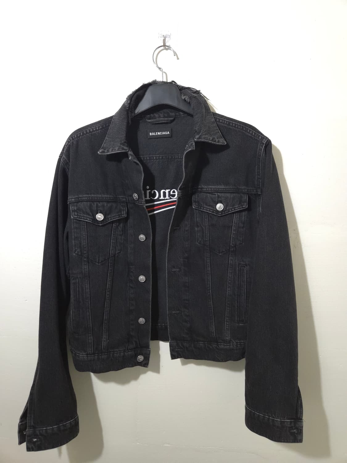 [새상품급] 발렌시아가 웨이브로고 데님 흑청자켓 상품이미지1
