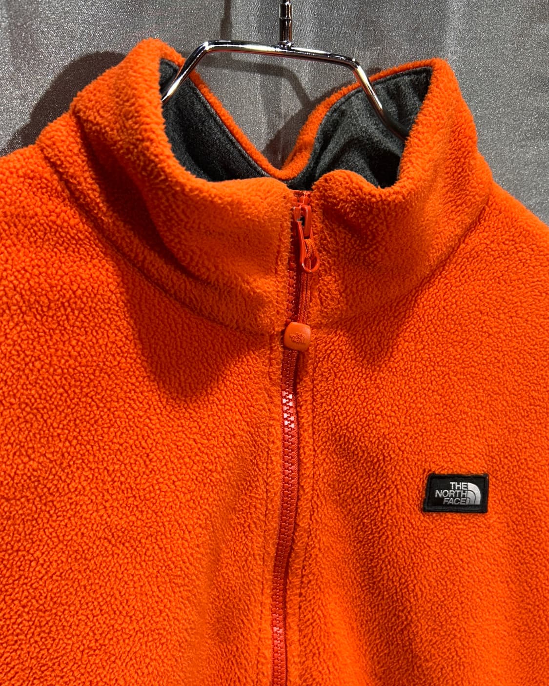 L 노스페이스 박스로고 오렌지 플리스 상품이미지4