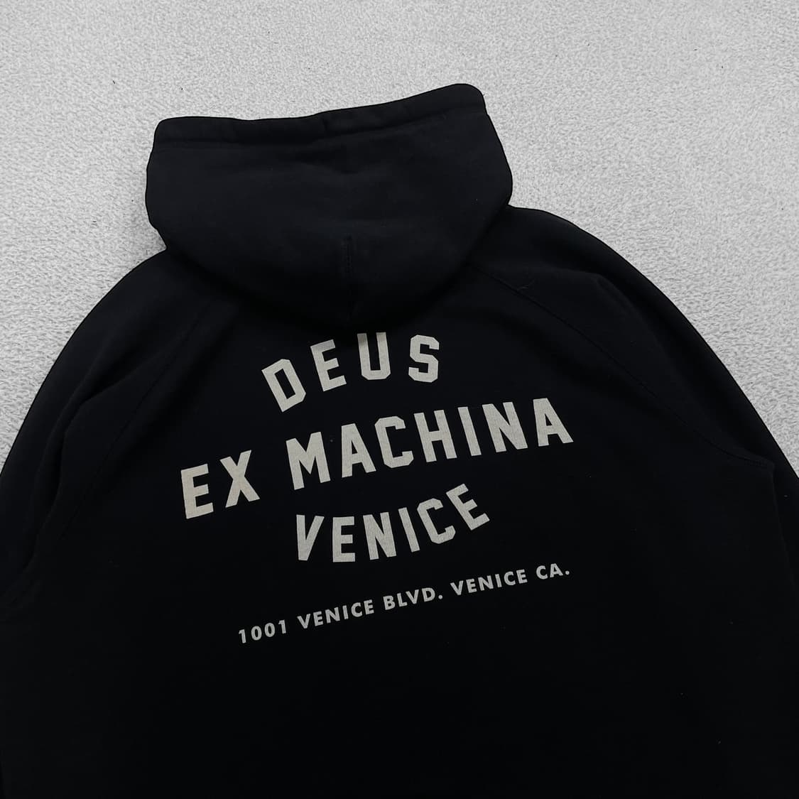 데우스엑스마키나 베니스 어드레스 후드티 블랙 상품이미지3