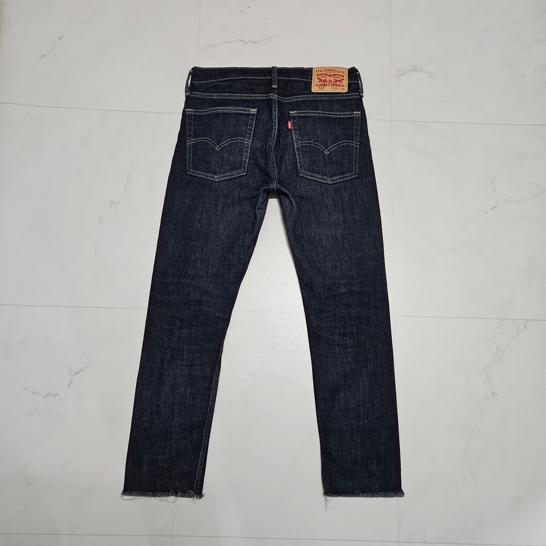 30 리바이스 510 진청 컷팅진 데님팬츠 상품이미지2