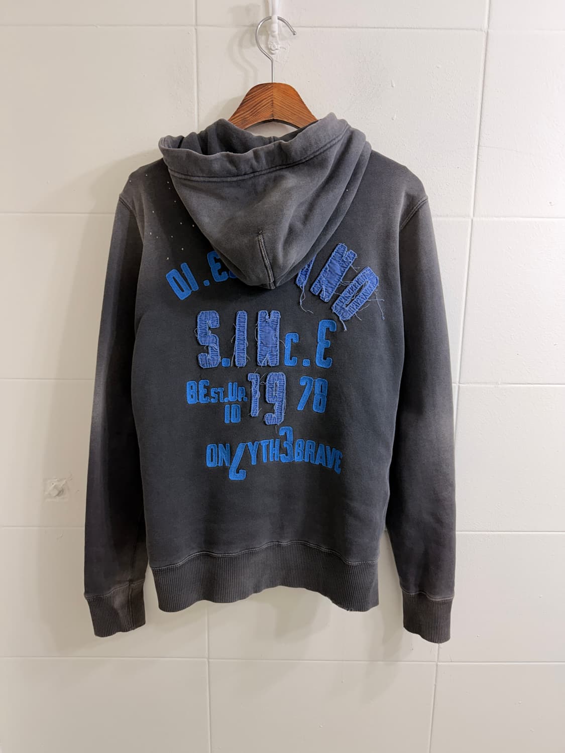 디젤 빈티지 워싱 패치 후드집업 상품이미지5