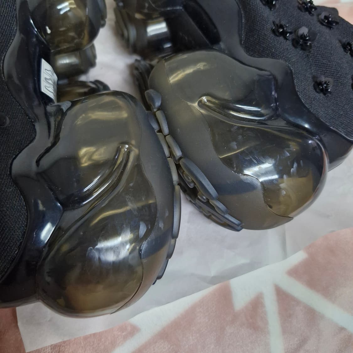 그라운즈 Grounds 무피 헤븐 플라워 비즈 니트 스니커즈 38 240 상품이미지8