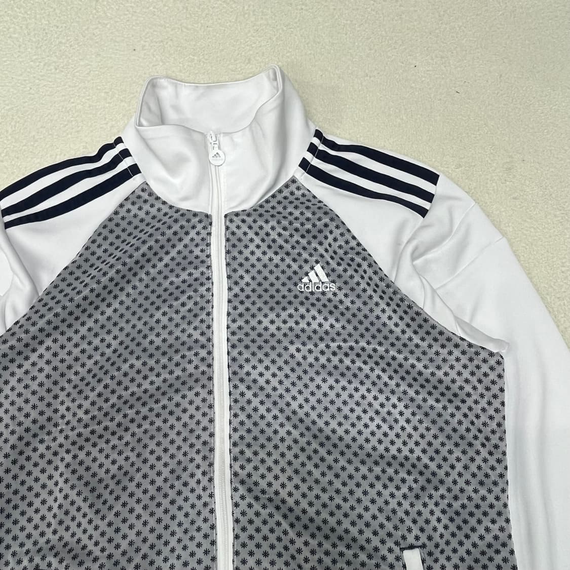 Adidas white dot pattern jersey 상품이미지5