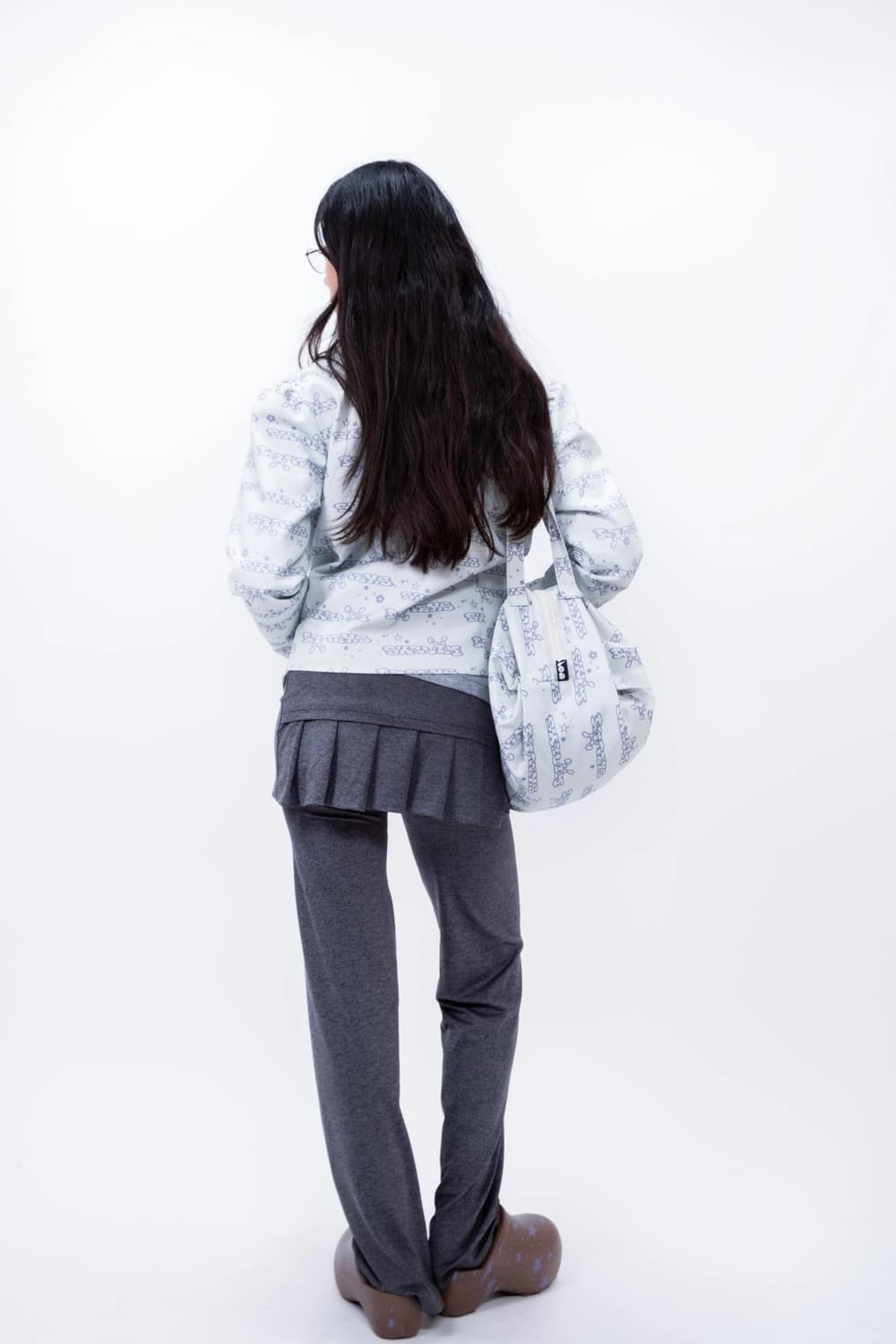 샬롬클럽 STRETCHING PLEATS PANTS 그레이 상품이미지1