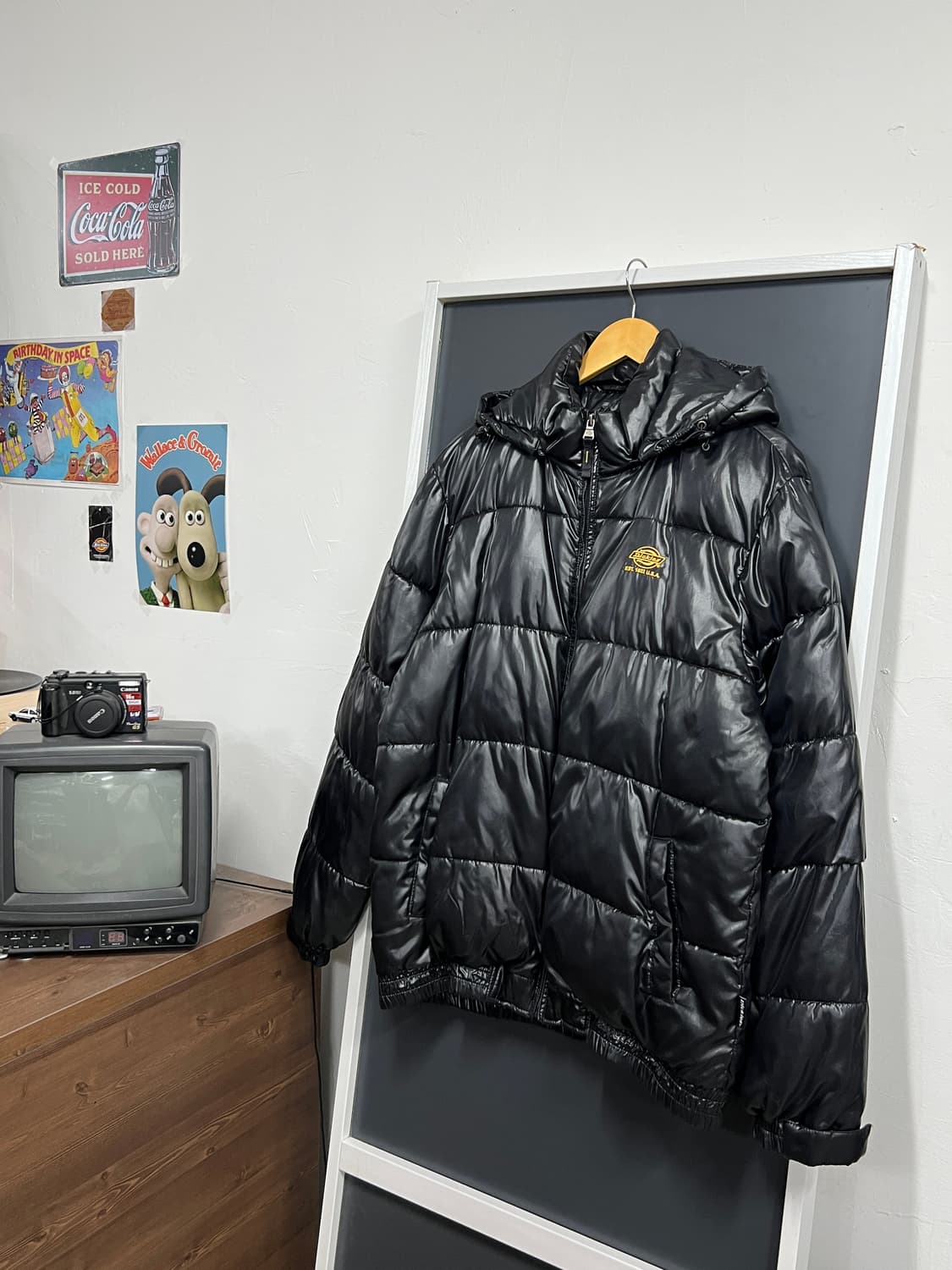 Dickies 디키즈 빅로고 유광 패딩 점퍼 상품이미지2