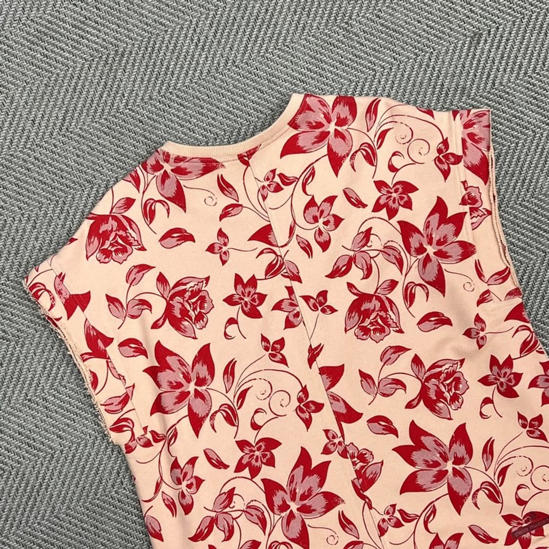 아디다스x스텔라맥카트니 플라워 베스트 v0891 상품이미지4