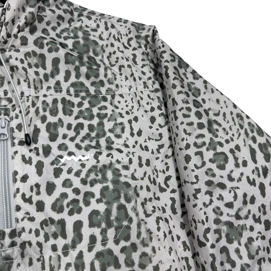 예스아이씨 레오파드 호피 윈드브레이커 바람막이 자켓 M 상품이미지2