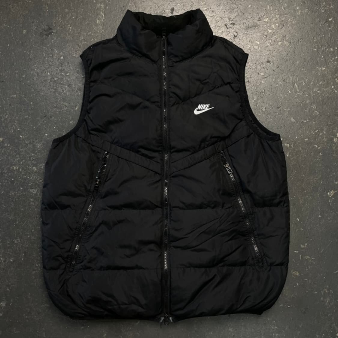 100 나이키 스톰핏 패딩조끼  상품이미지1