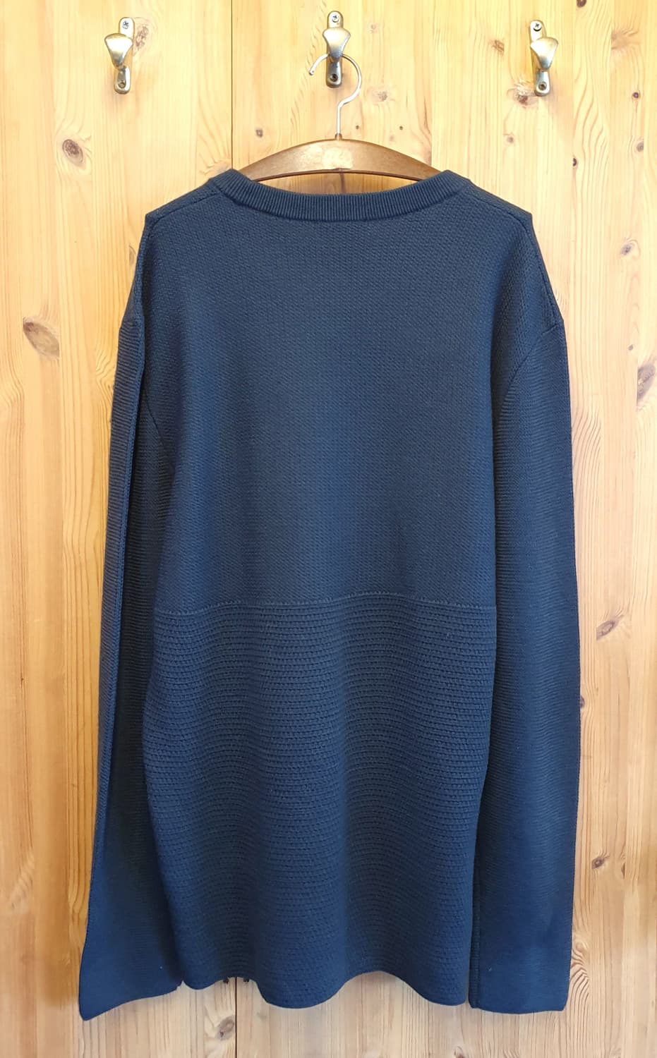 105.COS 울 라운드니트 상품이미지3