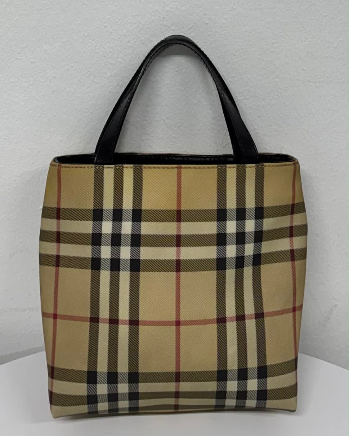 버버리 노바체크 미니 토트백 상품이미지1