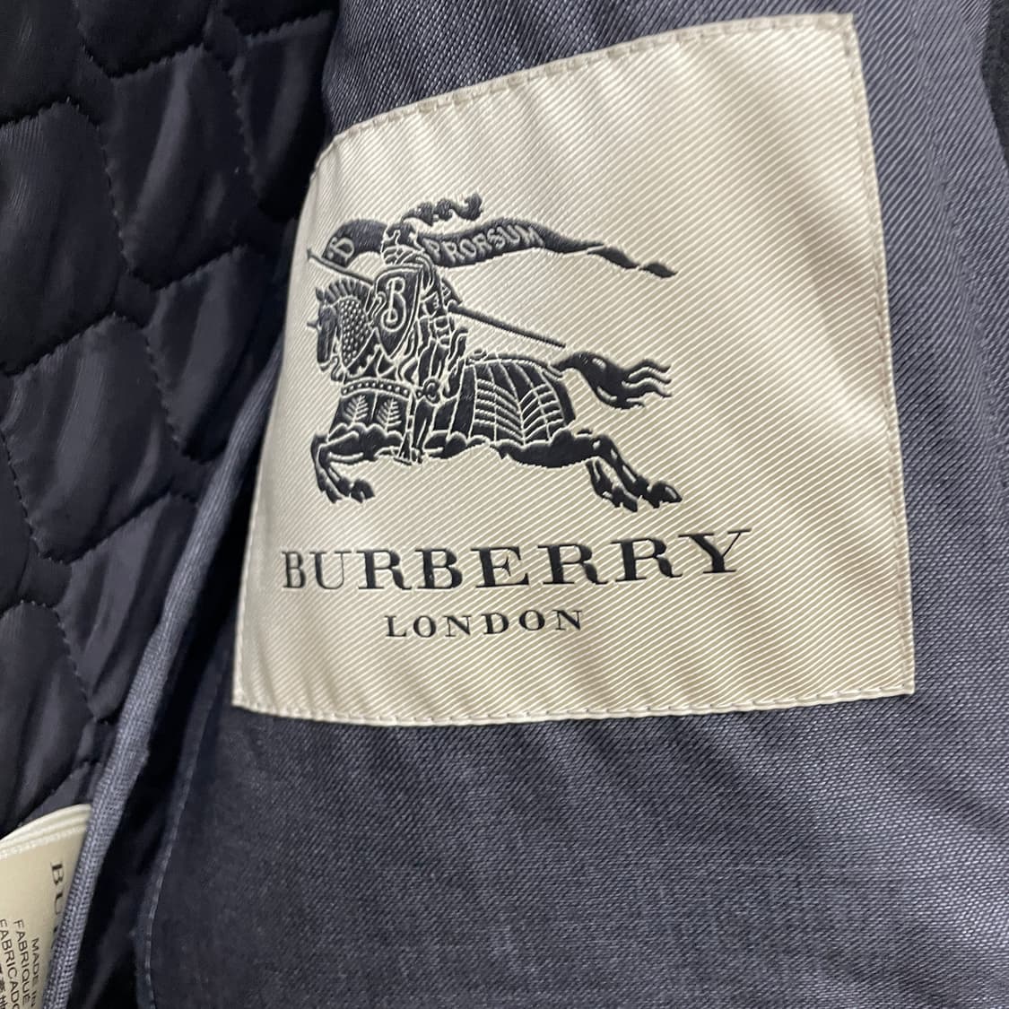 버버리 퀄팅 자켓 L 상품이미지7