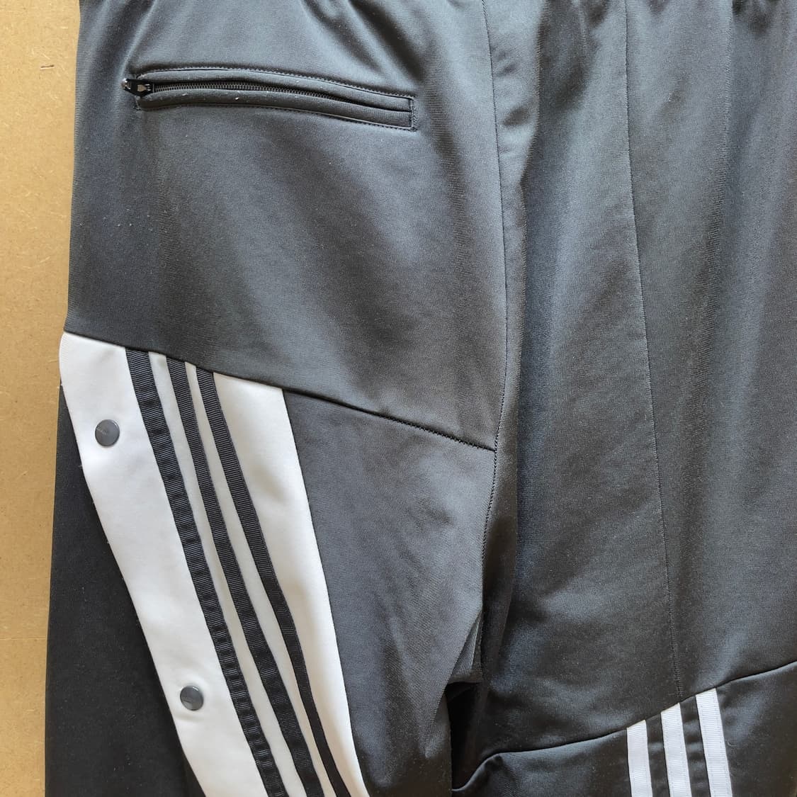 아디다스 다니엘 카타리 트랙팬츠 상품이미지8