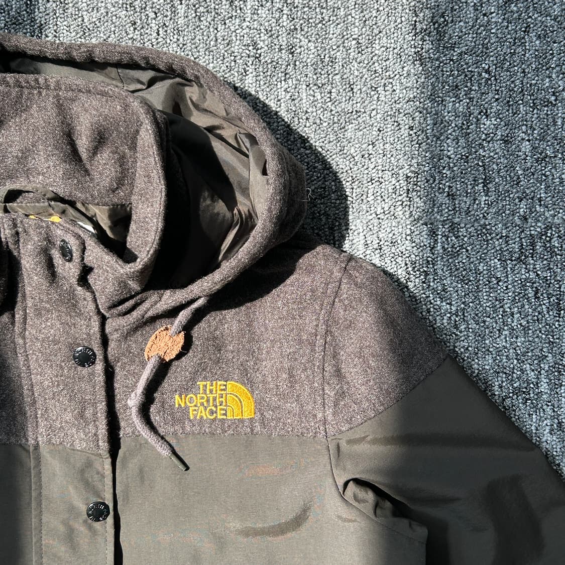 노스페이스 카키 후드 바람막이 자켓 상품이미지2