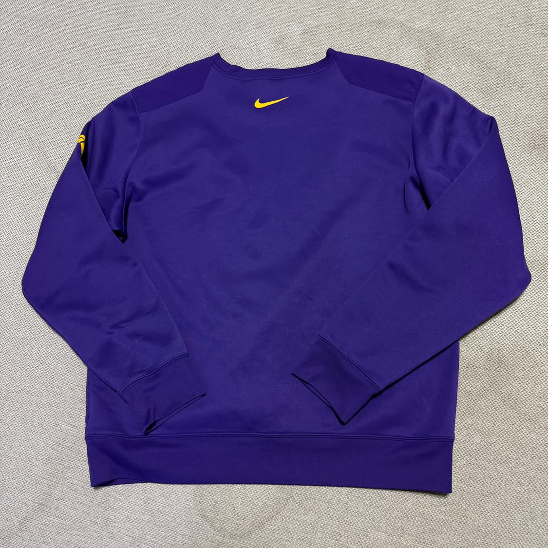 나이키 써마핏 코비 브라이언트 맨투맨 상품이미지7