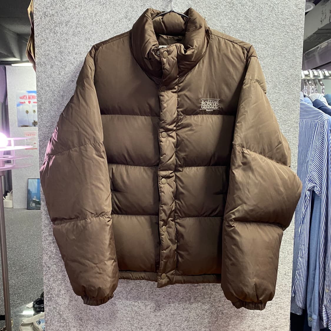 마리떼 프랑소와 저버 스몰로고 클래식 브라운 덕 다운 패딩 B3966  상품이미지2