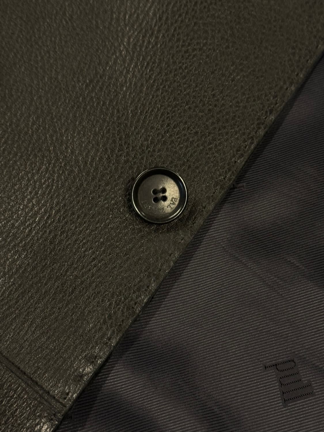 빨질레리 그레인 레더 맥코트 상품이미지10