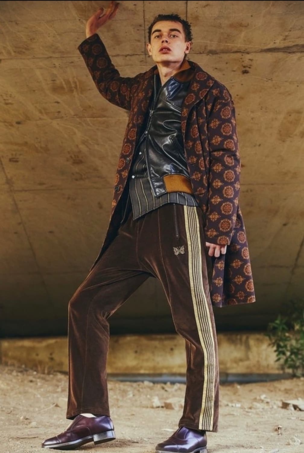 니들스 벨루어 벨벳 트랙팬츠 바지 브라운 M 상품이미지4