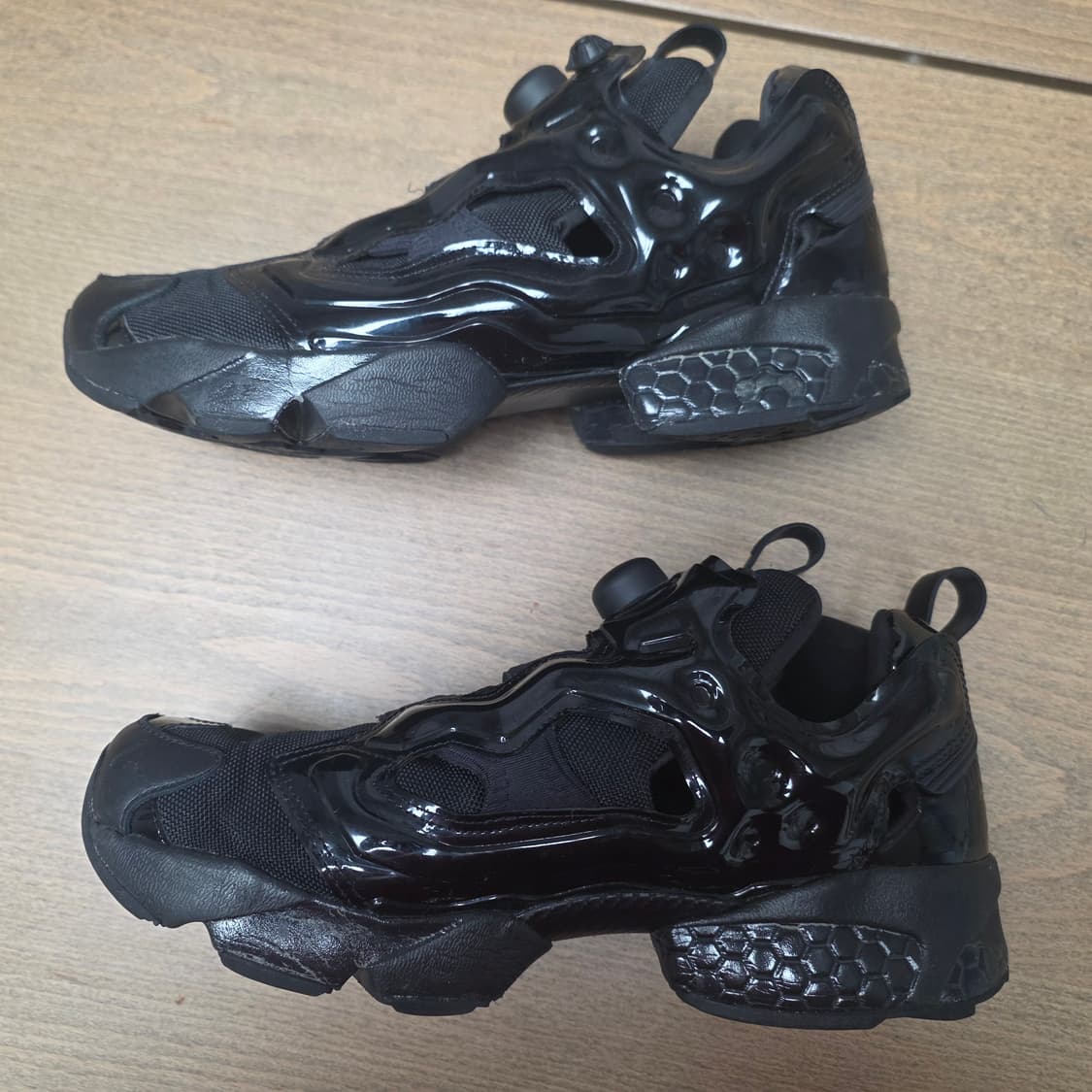 리복 준지 인스타펌프 퓨리 블랙 270 (왼쪽 힐탭X) 상품이미지5