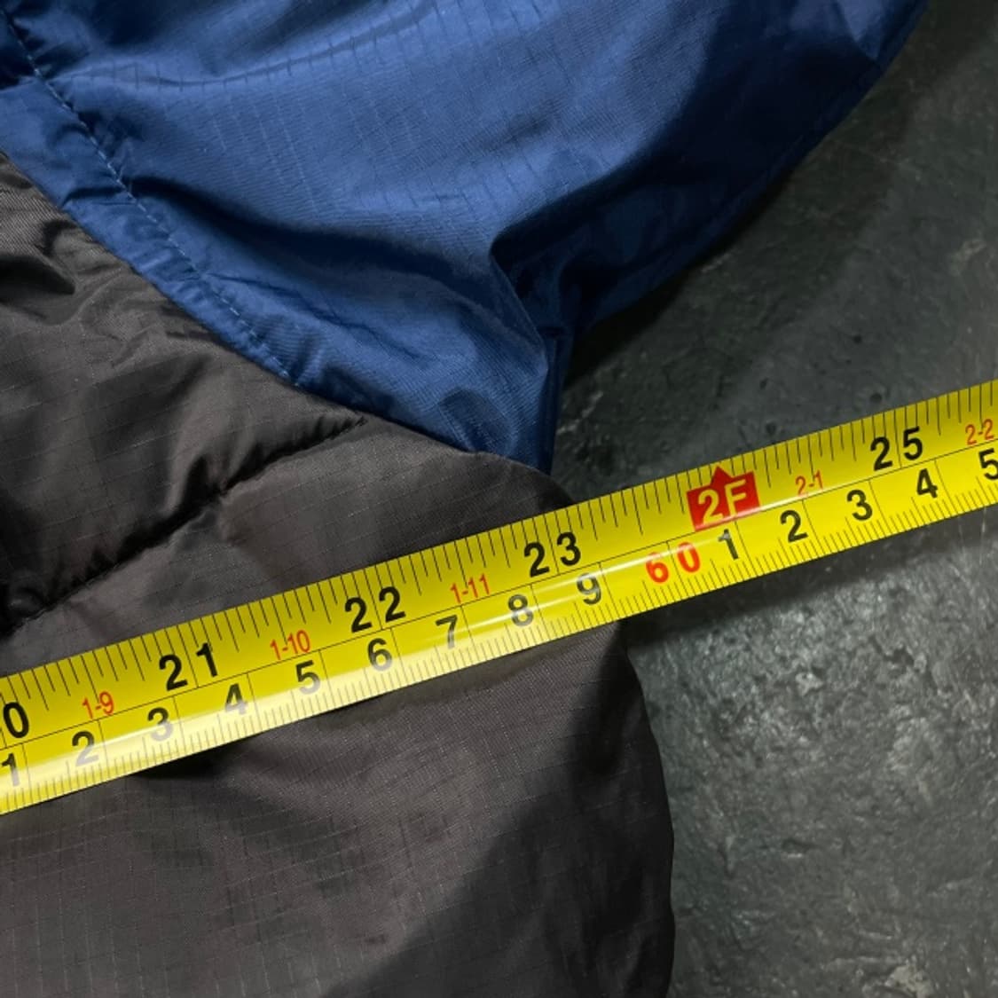 100 디스커버리 패딩  상품이미지8