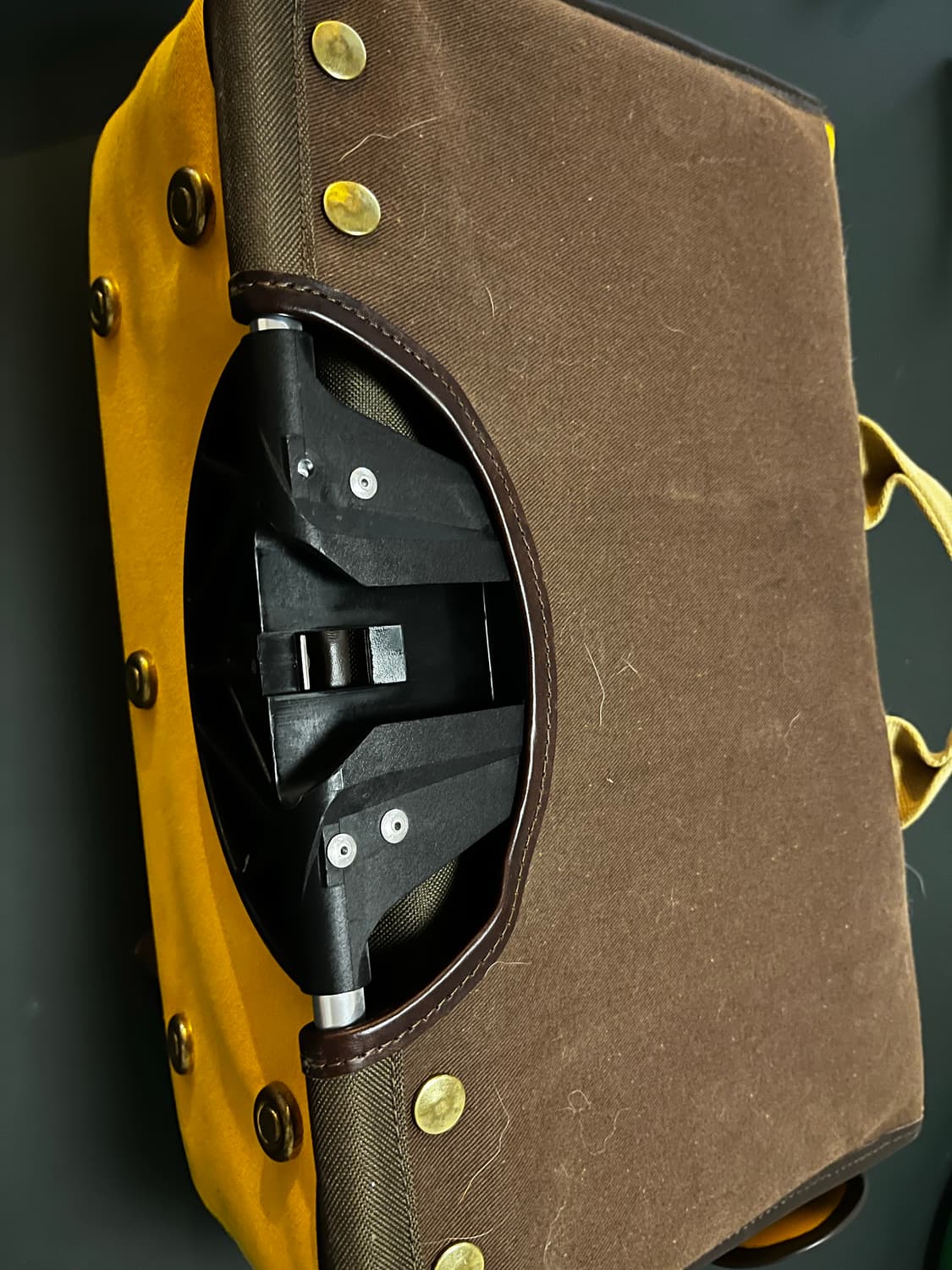 브롬톤 프론트백 게임백 머스타드 색상 팝니다 상품이미지6